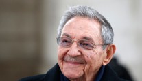 Raúl Castro zostane na čele Komunistickej strany Kuby ďalších päť rokov