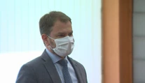Premiér sa ospravedlnil poštárovi, ktorého označil za šíriteľa nákazy v Prievidzi. Mal sa nakaziť inak