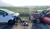 Čelná zrážka pri Ostraticiach si vyžiadala život 37-ročného muža, pri nehode zasahoval aj vrtuľník