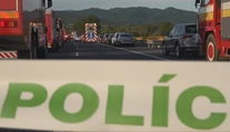 Policajti si posvietili na vodičov na miestach, kde pracujú cestári. Pokutovali za rôzne prehrešky