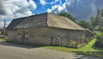Dráma v Slovanoch. Muž sa pohádal s družkou, polial ju horľavinou a zapálil