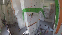 Slovensko sa môže pochváliť lezeckou stenou svetovej úrovne. Trénuje na nej aj naša olympijská nádej