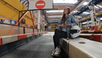 V motošporte ju limituje hendikep aj pohlavie. Michaela sa napriek tomu zaradila medzi elitu