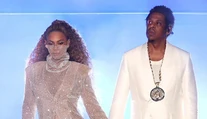 Beyoncé a Jay-Z sa znovu zobrali. Nevesta mala opäť krásne svadobné šaty