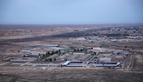 Leteckú základňu s americkými vojakmi v Iraku zasiahli rakety, použili mínomet