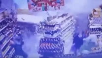 VIDEO: Chvíle hrôzy v supermarkete. Padajúca stena zranila staršieho muža