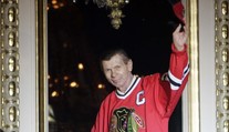 Posledná rozlúčka s Mikitom: Rakvu s jeho telom vystavia v United Center