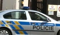 Muž pobodal v Čechách dvoch ľudí, útočníkom bol údajne Kajínkov synovec