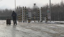 Chaos na ukrajinských hraniciach. Ľudia chceli pešo prechádzať cez priechody, kde to zakázali
