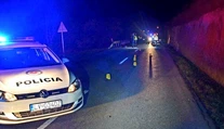 Tragická nehoda na južnom Slovensku. Muž (†59) sedel na ceste, zrážku s autom neprežil