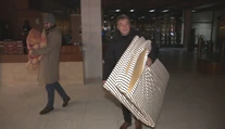 Na nočné rokovanie parlamentu si priniesli matrace i kapustnicu. Fico opozíciu vyzval, aby prestala s obštrukciami