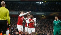 VIDEO-EL: Arsenal s postupom do štvrťfinále, ďalej ide aj Atlético či Lipsko