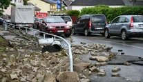 V obci Pichne po masívnych povodniach rátajú škody. Len na ceste dosahujú pol milióna