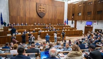 OĽaNO neprešiel návrh, lebo zaň nehlasovali ani predkladatelia. Všetko zvaľujú na zariadenie