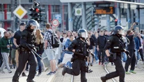 Nemecká vláda odsúdila hon na cudzincov po krvavom incidente v Chemnitzi