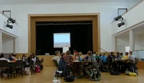 Učia sa v „kulturáku“ či v jedálni. Obrovský nápor žiakov sa do tried nezmestil