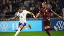 Liga národov: Francúzi si napravili chuť, sfúkli Belgičanov. Na čele skupiny smrti však ostávajú Taliani