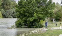 Morava je opäť vo svojom koryte a priechody do Rakúska otvorili. Otázkou je na ako dlho