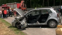 Riskoval život rodiny. Otáčal sa na štvorprúdovke, vrazilo do nich auto