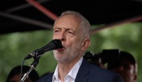 Líder britskej opozície chce byť premiérom. Taktiež sľubuje posunutie brexitu