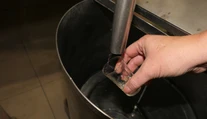 Colníci si posvietili na zákazníkov páleníc, ktorí chceli ušetriť na daniach