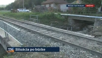 Podmyté koľaje opravili, prejazdná je aj dôležitá cesta. Na Horehroní aj na Spiši počítajú škody po prietrži mračien