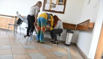 Pohreb Dana Nekonečného: Ľudia sa zabávali, jeho sestra od žiaľu skolabovala