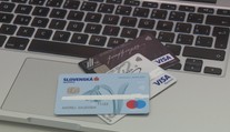 Počet online podvodov prudko rastie. Odborníci varujú aj pred zahraničnými stránkami