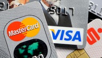 Na Slovensku je viac platobných kariet ako obyvateľov