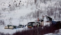 V populárnej švédskej chate zúri neznáme ochorenie. Evakuovať museli celé okolie