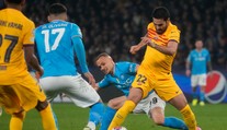 VIDEO-LM: Calzonova premiéra s Neapolom skončila remízou, Arsenal padol v Porte