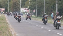 Tisíce nadšencov motoriek sa zišli na Zemplínskej Šírave. Vrcholí tam tradičný zraz motorkárov