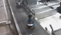 VIDEO: Chlapec (3) ušiel rodičom a na páse zmizol v útrobách letiska