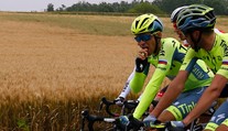 Contador mení stajňu. Bude jazdiť za Trek-Segafredo