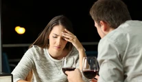 O nevere partnera vedia, ale tvária sa, že ju nevidia. V Česku je na vzostupe nový typ vzťahov