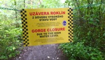 Všetky rokliny v Slovenskom raji uzavreli, chodníky zaliala voda
