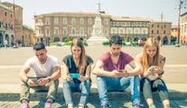 V sobotu nás čaká svetový deň bez mobilu. Odložíte ten svoj?