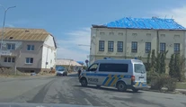 Ľudia z obcí, ktoré na Morave zničilo tornádo, ešte stále  opravujú domy. Môžu za to dve veci
