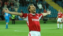Prisadol loptu a mali ho za boha. Turbo-trpaslík bol najlepší v Európe, do Nemecka ušiel komunistom (príbeh)