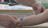 Chystáte sa v júni na odber krvi? Ak ste pod touto poisťovňou, možno budete musieť platiť