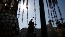 Čilský biskup suspendoval 12 kňazov po správe o sexuálnej komunikácii