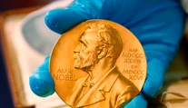 Sexuálne obťažovanie a vyzradenie mien. Nobelovku za literatúru tento rok neodovzdajú