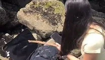 VIDEO: Tínedžeri počas hry našli kufor. Namiesto očakávaných peňazí v ňom boli časti tela