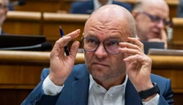Divoký večierok na Expo v Dubaji. Sulík dal pozvaným jedinú úlohu, museli vypiť celý bar