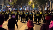 BBC tvrdí, že jej novinára v Šanghaji zadržala a zbila čínska polícia