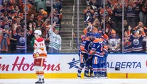 Pospíšil bodoval aj v treťom zápase NHL, prihral na víťazný gól hráčov Calgary
