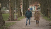 Po mnohých rokoch sa dozvedel, že nie je biologickým otcom svojich detí. Výživné však platiť musí