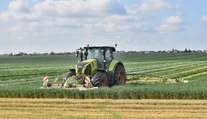 Farmárom sa nepáči, že pozemkový fond chce zvýšiť nájom za pôdu