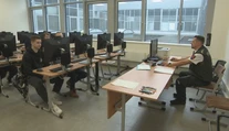 Prví uchádzači o vodičák majú za sebou novú formu skúšok. Niektoré otázky sú však ako pre mechanikov