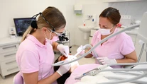 Zubári zažívajú obrovský nápor. Náhle zrušenie benefitov vyvolalo hotové šialenstvo